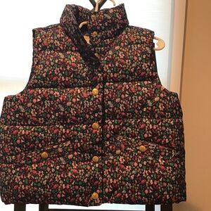 Crewcuts primaloft vest, blue floral, size S